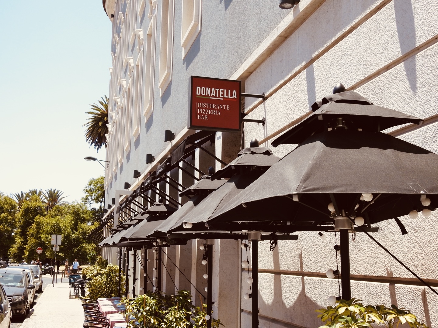 Exterior Donatella rua